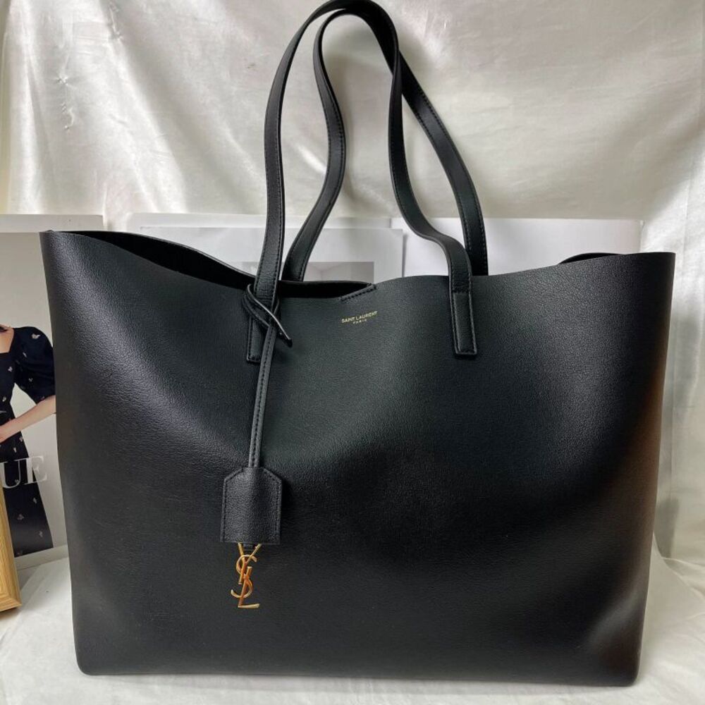 Saint Laurent Women Pre-Loved Bag Very Good Condition - Picture 3 of 9